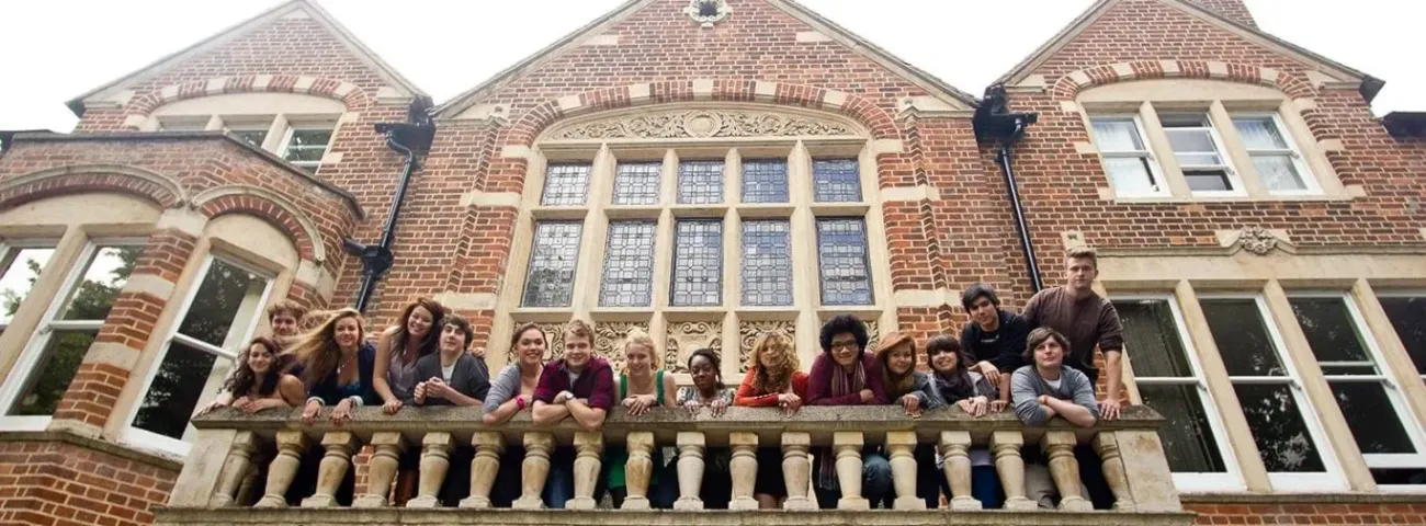 D’Overbroeck’s_College