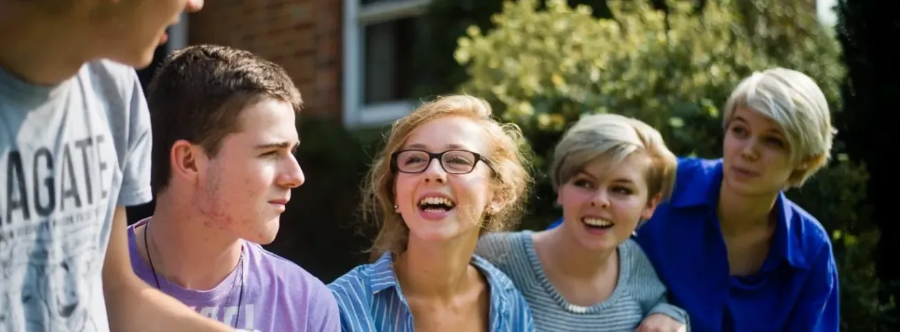 D’Overbroeck’s_College_students