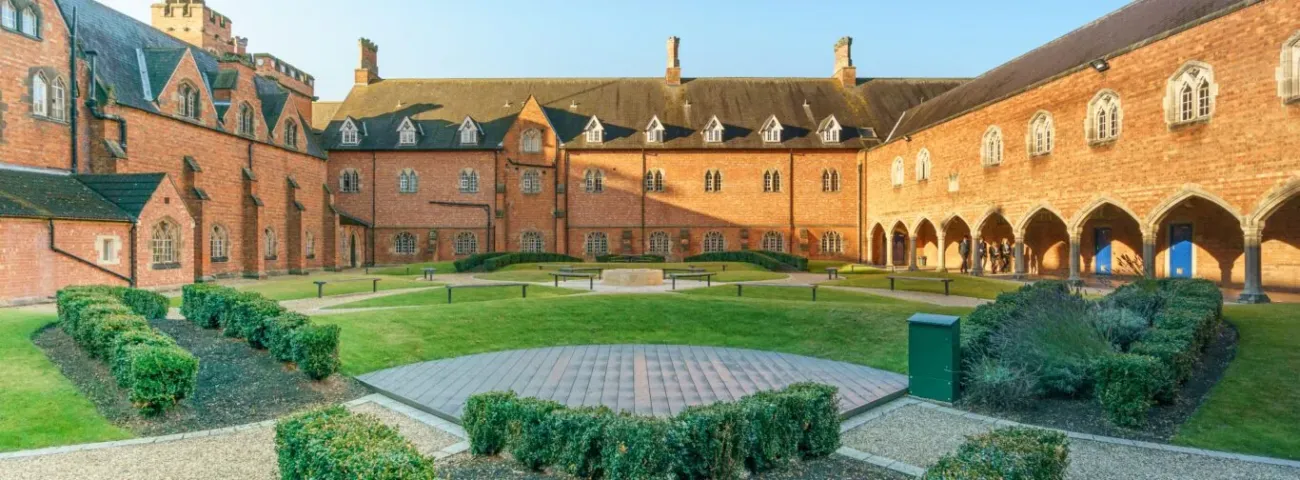 ratcliffe_college