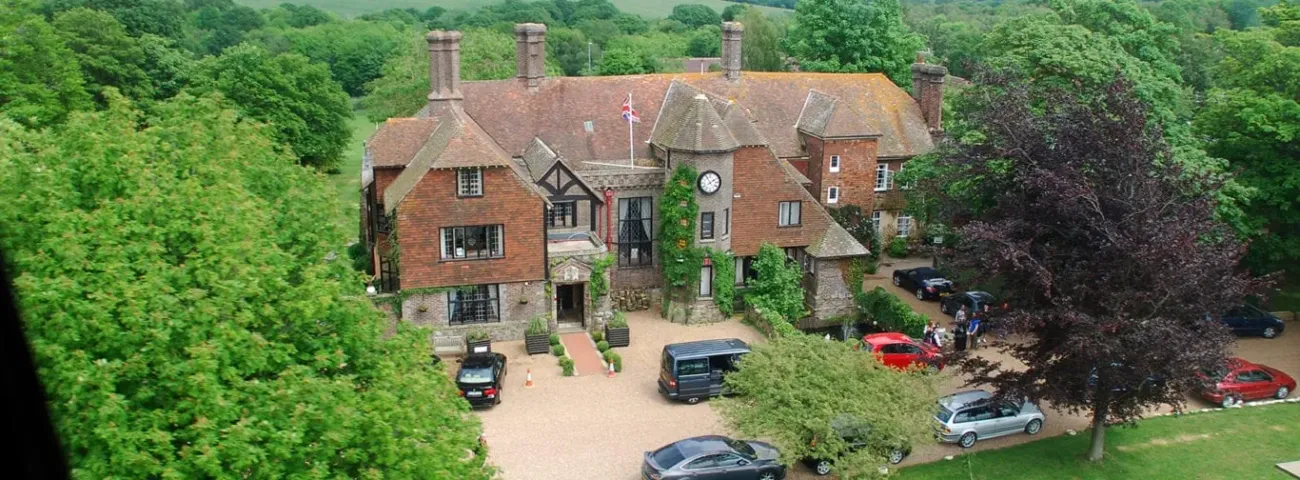 Buckswood-Building