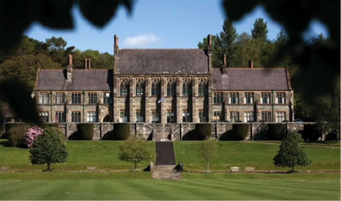 Mount Kelly Building