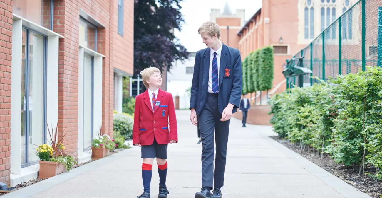 King's College School, Wimbledon junior and senior pupils walking